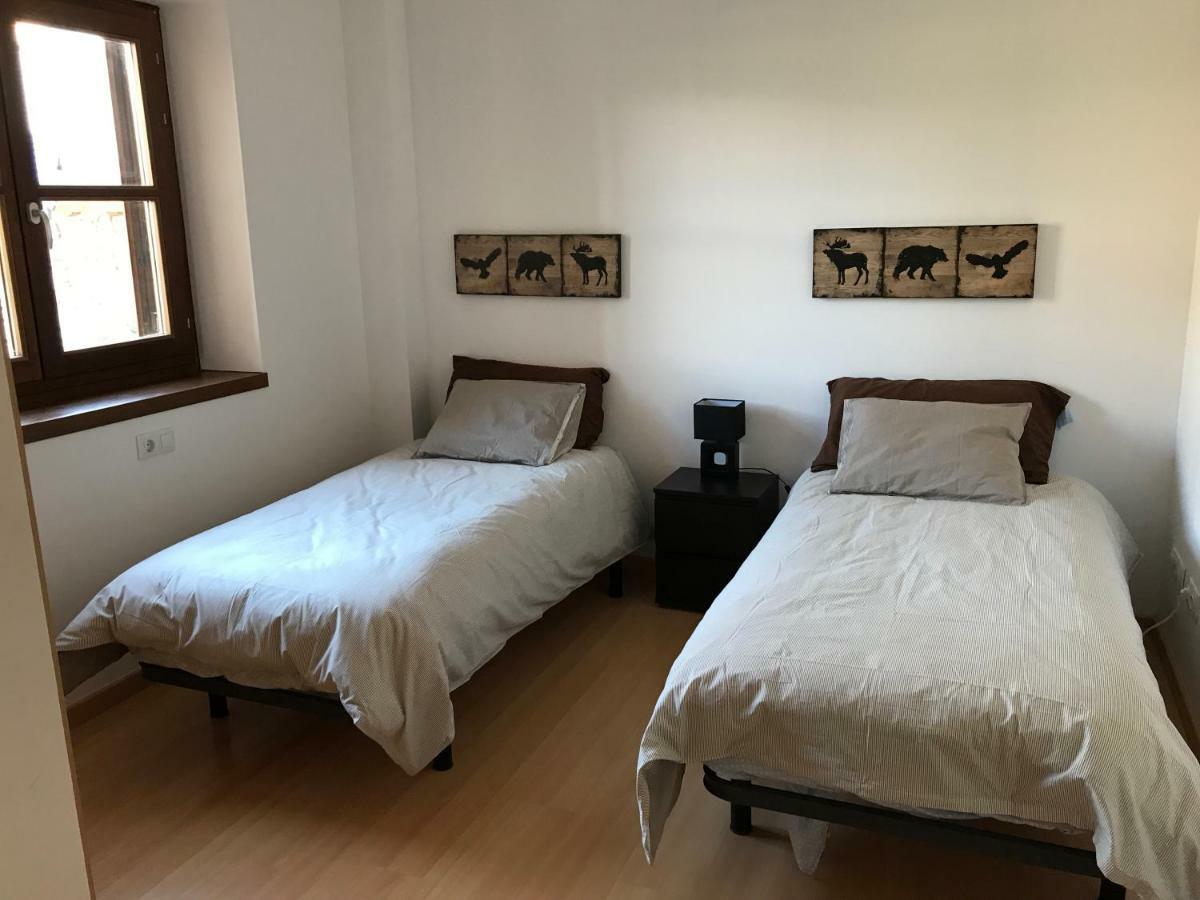 Apartamento En 贝纳斯克 外观 照片
