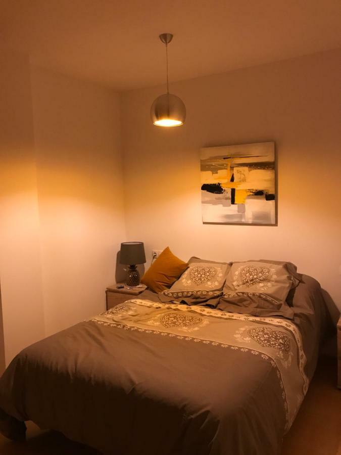 Apartamento En 贝纳斯克 外观 照片